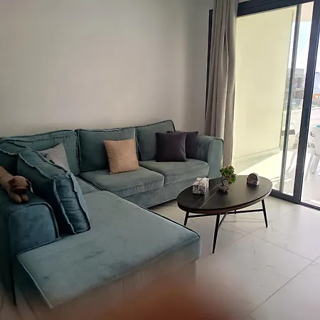 Brand New Beautiful 2 Bedroom Larnaca Apartman *